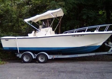 Mako 236 Center Console