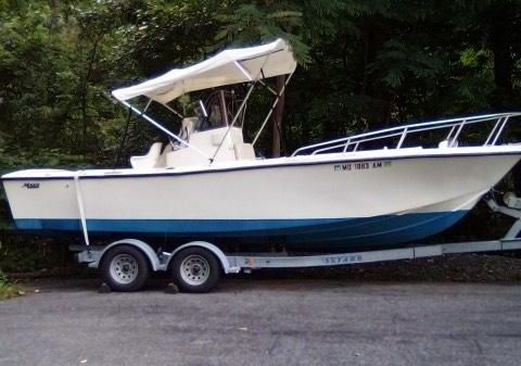 Mako 236 Center Console 