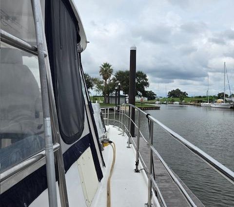 Endeavour Catamaran Trawler Cat 38 image