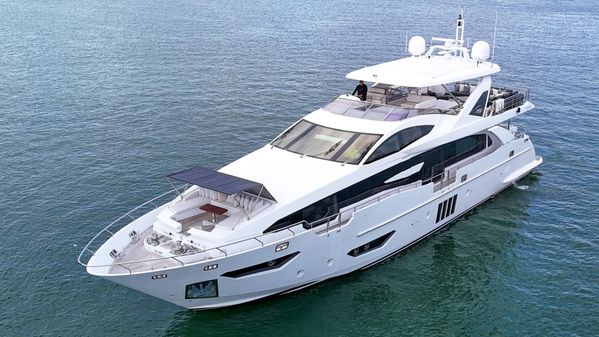 Azimut 95 Raised Pilothouse image