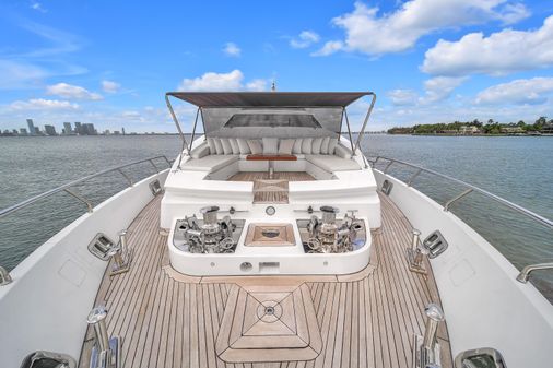 Azimut 95 Raised Pilothouse image