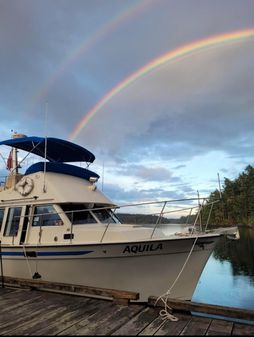 Tollycraft 34 Tri Cabin image