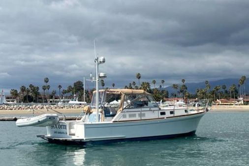 Grand Banks Eastbay Express image