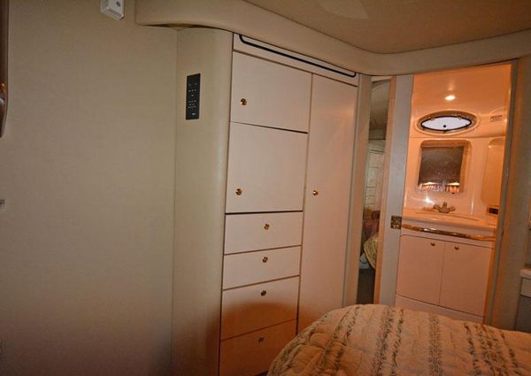 Sea-ray 370-AFT-CABIN image