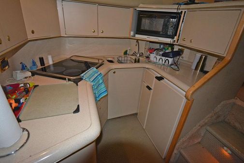 Sea-ray 370-AFT-CABIN image