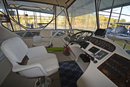 Sea-ray 370-AFT-CABIN image