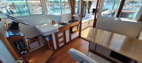 Nauset FLYBRIDGE CRUISER image