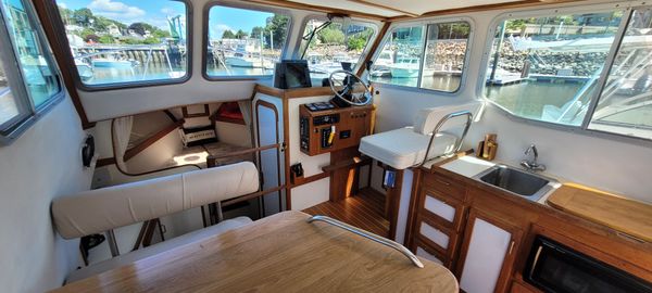 Nauset FLYBRIDGE-CRUISER image