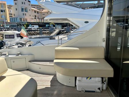 Azimut 62S image