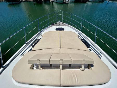 Azimut 62S image