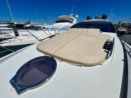 Azimut 62S image