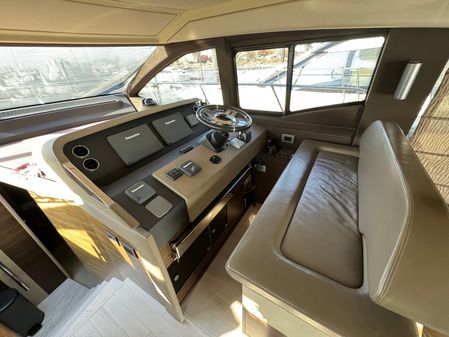 Azimut 50 Flybridge image