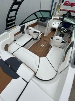 Chaparral 23-SURF image