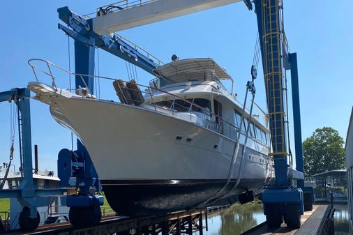 Hatteras 77-COCKPIT-MOTOR-YACHT image