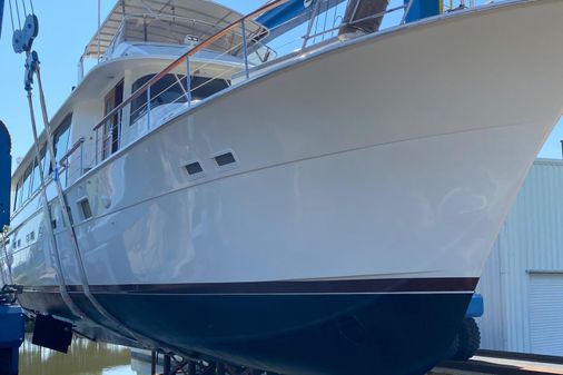 Hatteras 77-COCKPIT-MOTOR-YACHT image