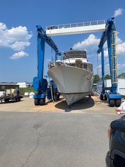 Hatteras 77-COCKPIT-MOTOR-YACHT image