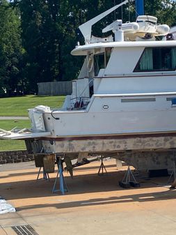 Hatteras 77-COCKPIT-MOTOR-YACHT image