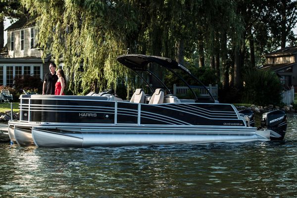 Harris Grand Mariner SL 270 Twin Engine - main image