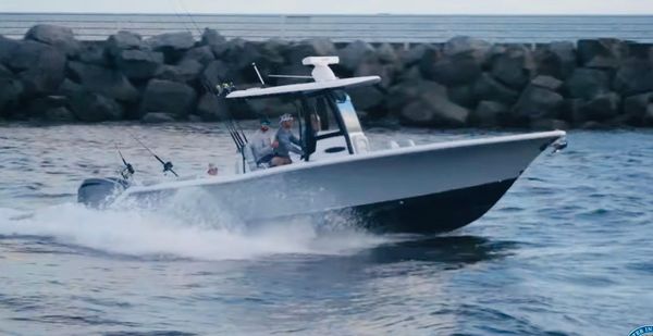 Sea Hunt Ultra 275 SE image