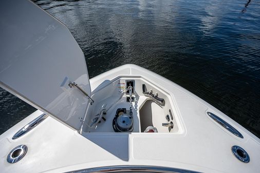 Boston Whaler 350 Realm image