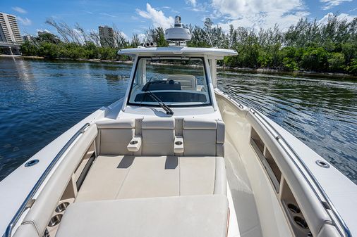 Boston Whaler 350 Realm image