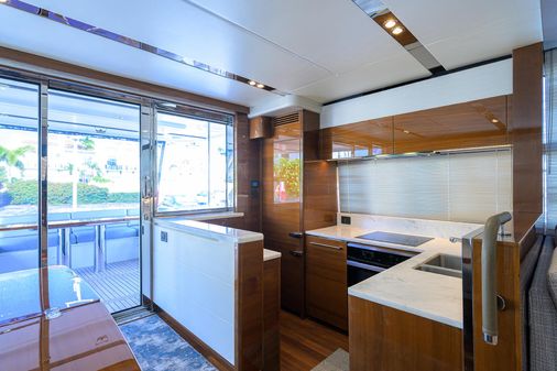 Princess Yachts 68 Flybridge Motoryacht image