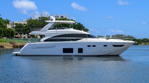 Princess 68 Flybridge Motoryacht