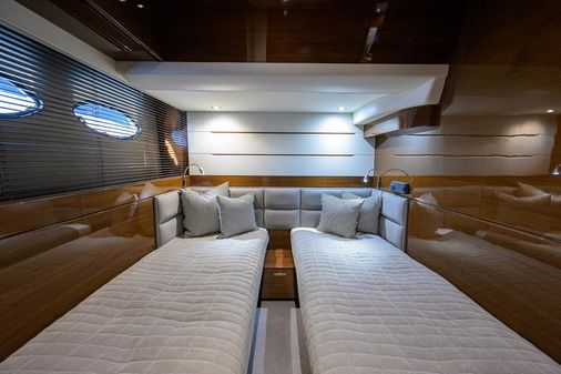 Princess 68 Flybridge Motoryacht image