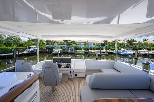 Princess Yachts 68 Flybridge Motoryacht image