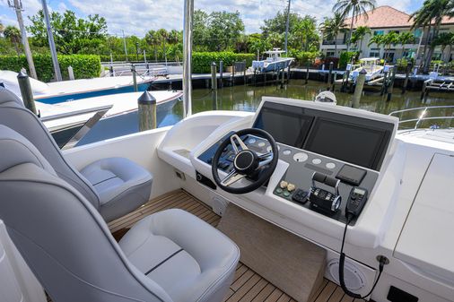 Princess 68 Flybridge Motoryacht image