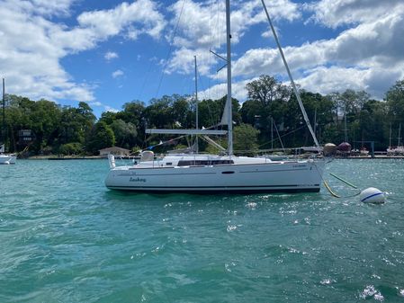 Beneteau Oceanis 34 image