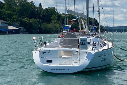 Beneteau Oceanis 34 image