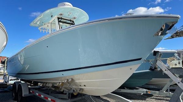 Cobia 285 Center Console