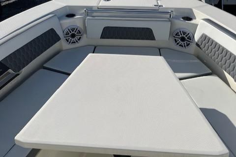 Cobia 285-CENTER-CONSOLE image