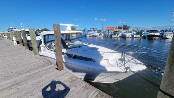 Boston Whaler 325 Conquest