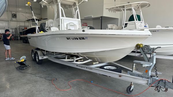 Ranger 2360 Bay Ranger 