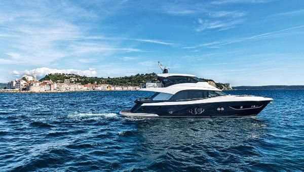 Monte-carlo-yachts MCY-76-SKYLOUNGE image