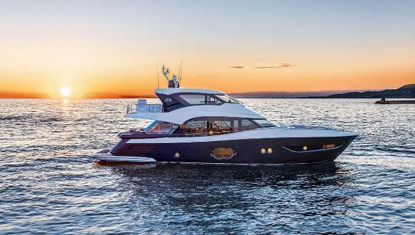 Monte-carlo-yachts MCY-76-SKYLOUNGE image