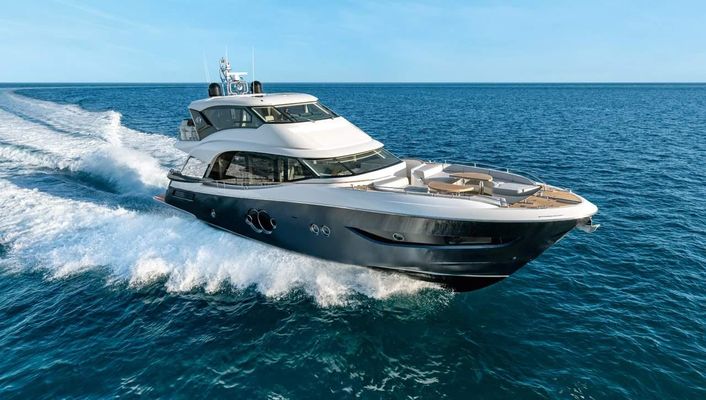 Monte-carlo-yachts MCY-76-SKYLOUNGE - main image