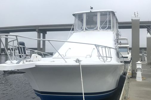 Luhrs 36 Convertible image