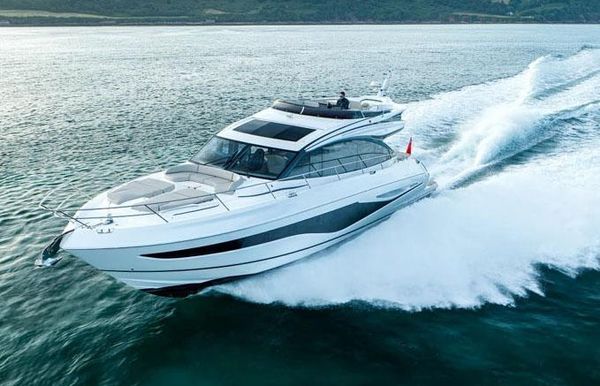 2024 Princess Yachts S65