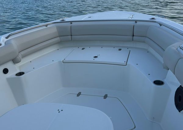 Boston Whaler 330 Outrage image