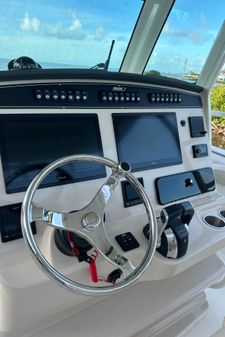 Boston Whaler 330 Outrage image