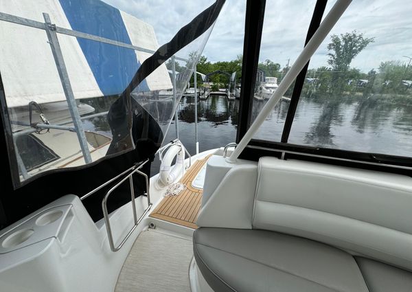 Carver 570-VOYAGER-PILOTHOUSE image