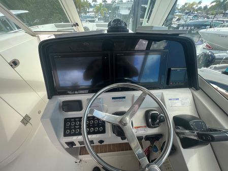 World Cat 320 DC image
