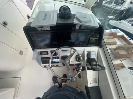 World Cat 320 DC image