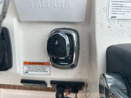 World Cat 320 DC image