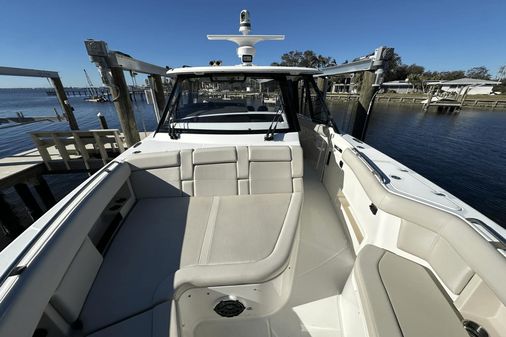 Boston Whaler 380 Realm image