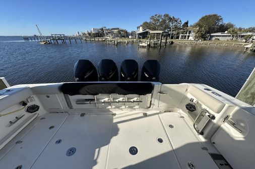 Boston Whaler 380 Realm image