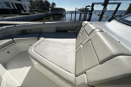 Boston Whaler 380 Realm image